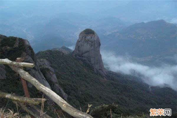 中国十大名山排名榜 广西十大名山排名榜