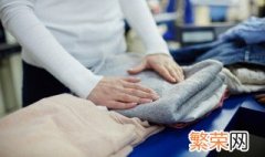 女孩送男孩衣服代表什么 送衣服给男生是什么意思