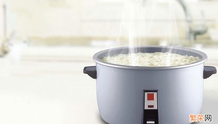 教你如何电饭煲煮饭避免米汤外溢 电饭煲煮饭的小技巧