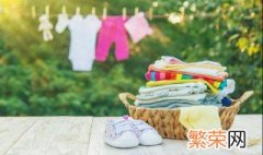 白衣服洗完为什么发蓝 白衣服洗完发蓝的原因