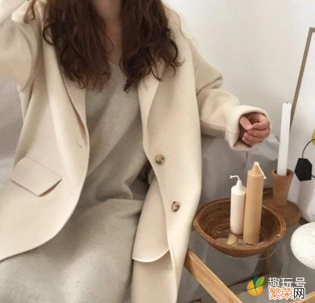 温柔如水的9套杏色穿搭 杏色搭配什么颜色好看图片