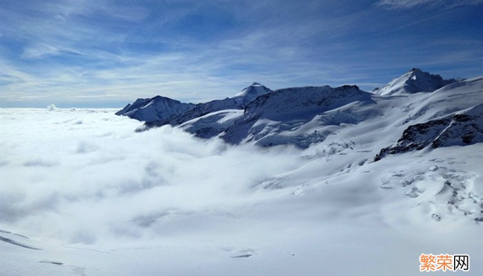 红军翻越的第一座大雪山是什么山 红军翻过的第一座雪山是什么山