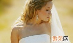 描述女人穿婚纱的句子 形容女人穿婚纱的唯美句子