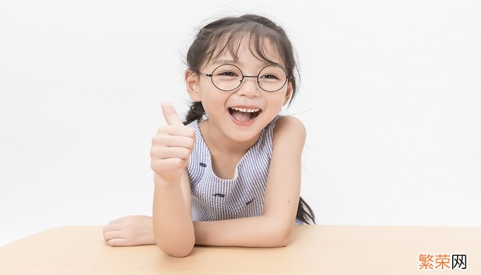 暖阳下我迎芬芳是谁家的姑娘是什么歌 暖阳下我迎芬芳是谁家的姑娘是谁唱的