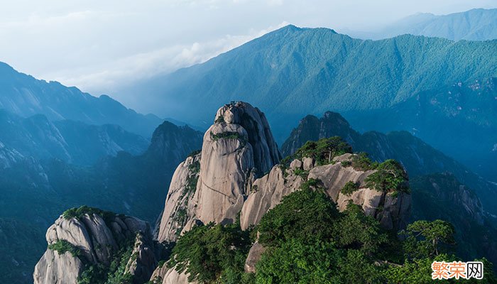 “五岳归来不看山，黄山归来不看岳”的意思 “五岳归来不看山，黄山归来不看岳”是什么意思