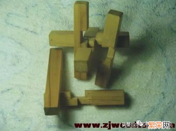 12根鲁班锁有哪几种 鲁班锁12根拼装步骤图