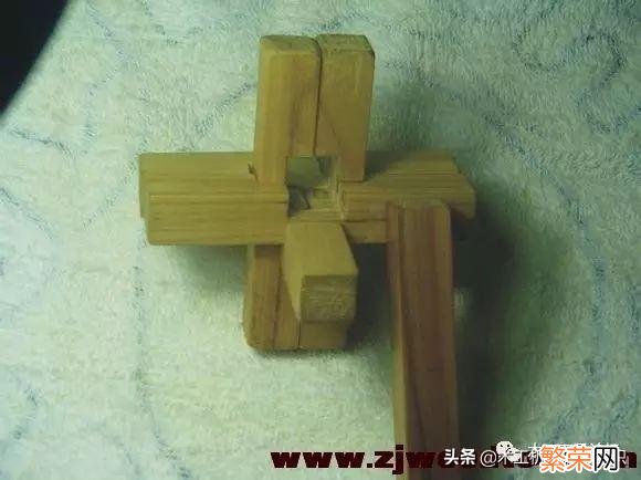 12根鲁班锁有哪几种 鲁班锁12根拼装步骤图