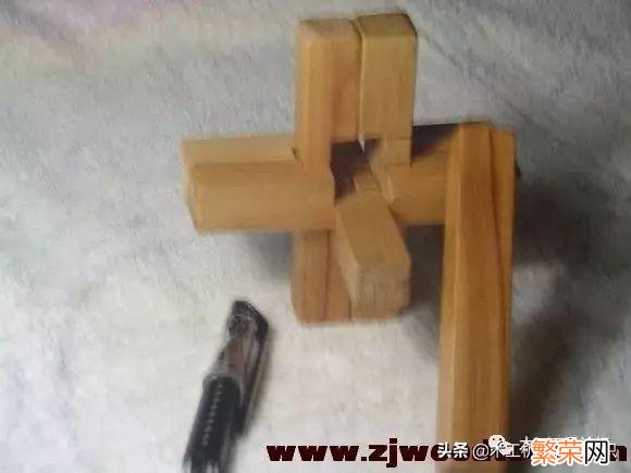 12根鲁班锁有哪几种 鲁班锁12根拼装步骤图