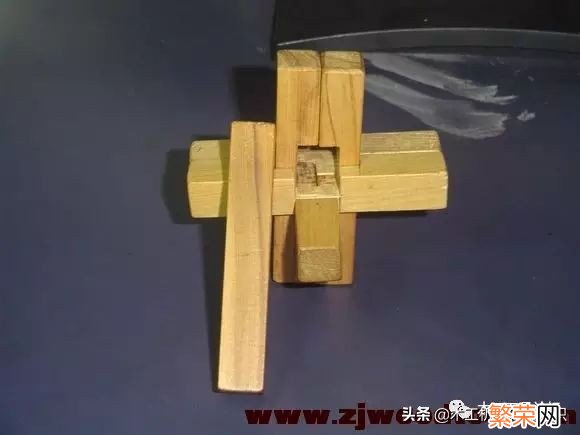 12根鲁班锁有哪几种 鲁班锁12根拼装步骤图