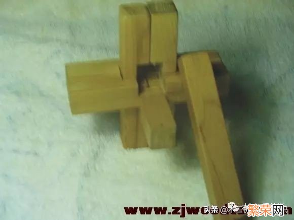 12根鲁班锁有哪几种 鲁班锁12根拼装步骤图
