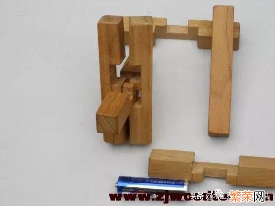 12根鲁班锁有哪几种 鲁班锁12根拼装步骤图