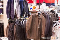 现在收旧衣服多少钱一斤 回收旧衣服一年赚多少钱