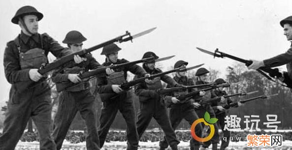 在英国工作的收入大概是怎样的 英国普通人一个月工资