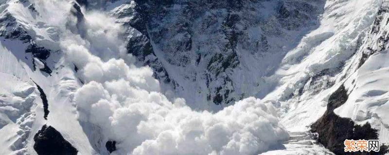 没有无辜的人原句 没有一个人是无辜的原话