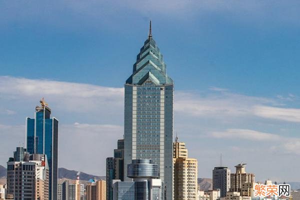 新疆最高的楼多高 乌鲁木齐市最高的楼