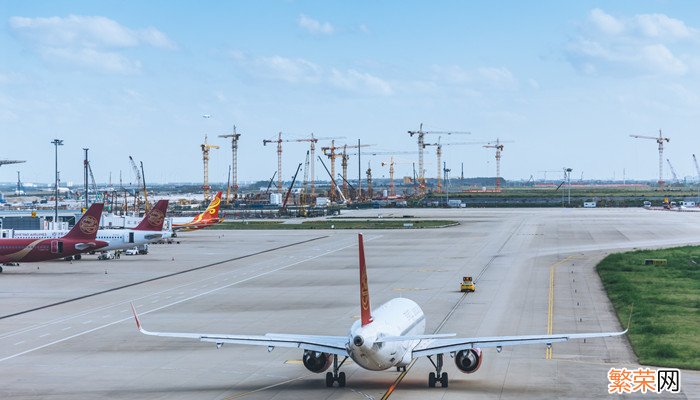 飞机在起飞时是顺风还是逆风 飞机起飞时一般是顺风还是逆风