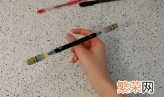幼儿园最简单的转笔方法 儿童怎么转笔