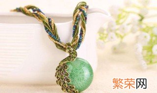 送女生项链的含义 含义介绍