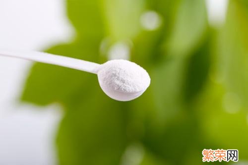 苏打水能治疗灰指甲吗 小苏打能治灰指甲吗