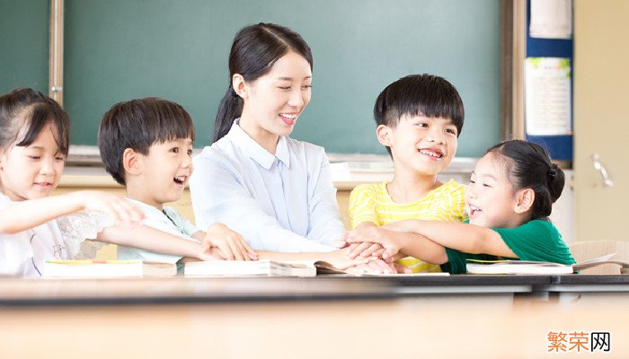 教师节一般送什么花教师节一般可以送什么花