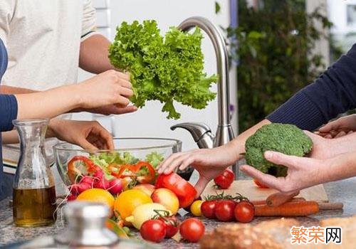 轻微食物中毒有什么症状 轻微食物中毒是什么