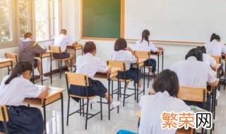 养几支富贵竹对孩子考试有帮助 富贵竹养15支什么讲究