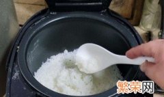 蒸大米放什么不粘锅 怎么蒸大米不沾锅