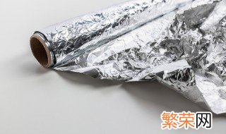 微波烤箱可以放锡纸吗 为什么锡纸可以放烤箱不能放微波炉