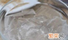 做果冻的白凉粉是什么东西做的 做果冻的白凉粉是什么原料做的