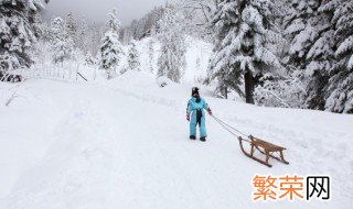 红军过雪山是哪座山 红军过雪山是哪座山几月份过的