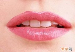 嘴唇的颜色与健康的关系图片 正常人 嘴唇的颜色与健康的关系