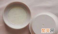 冬天可以用散粉吗 夏天要不要用散粉吗