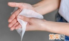 为什么夏天手掌此手臂热冬天则相反 手掌冬天冷夏天热的体质