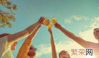 啤酒可以放在太阳底下晒吗 啤酒能在太阳底下暴晒吗?