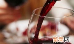 葡萄酒和干葡萄酒有什么区别 干红葡萄酒有什么区别