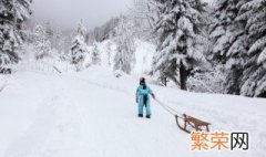 新手第一次滑雪注意哪些事项 第一次滑雪应该怎么滑