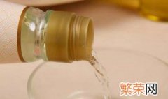 白醋泡脚治脚气的方法 白醋泡脚治脚气的方法介绍