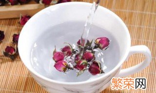 泡玫瑰花茶需要放糖吗 泡玫瑰花茶可以放糖吗