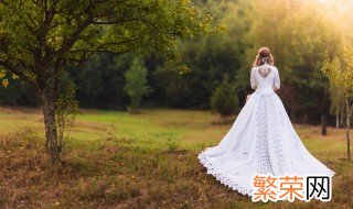 夏天拍婚纱照需要注意什么 夏天拍婚纱照需要准备什么