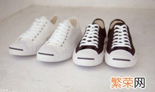 白球鞋划痕怎么处理 白色鞋上的划痕怎样才能擦掉?