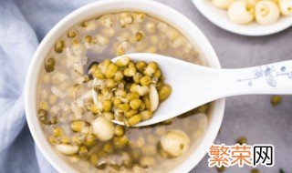 贴三伏贴可以喝绿豆汤吗 贴三伏贴可以喝红豆薏米汤吗