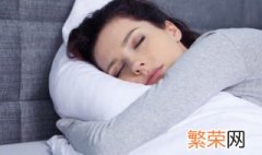 梦见和好多人坐船什么预兆 梦见很多人一块坐船什么意思