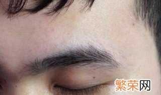 男生修眉的方法和技巧图 男生修眉的方法和技巧