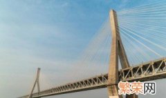 武汉长江大桥是谁建的 武汉长江大桥的介绍