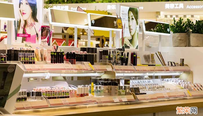 免税店和专柜的区别 免税店和专柜的东西一样吗