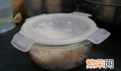 饭盒盖子被吸住了怎么办 微波炉加热饭盒盖子被吸住了怎么办