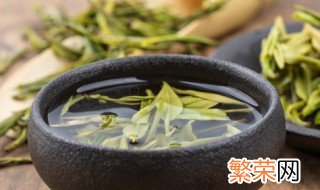 红茶和枸杞子一起泡茶喝可以吗 红茶跟枸杞可以一起泡茶喝吗