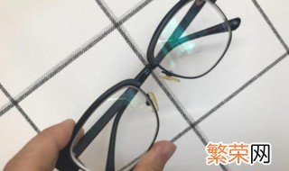 换眼镜框镜片的技巧 换眼镜框镜片的技巧和方法