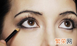 中国人的眼睛是什么颜色的呀 中国人的眼睛是什么颜色的