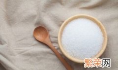 用糖水浇花可以生根吗 白糖水可以直接浇花生根吗